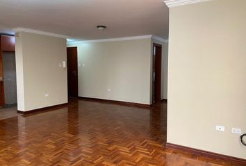 Departamento en  San Juan, Quito