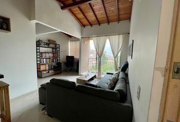 Apartamento en  Rodeo Alto, Medellín