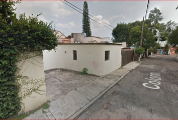 3 casas en remate bancario en venta en Jardines de Delicias, Cuernavaca -  