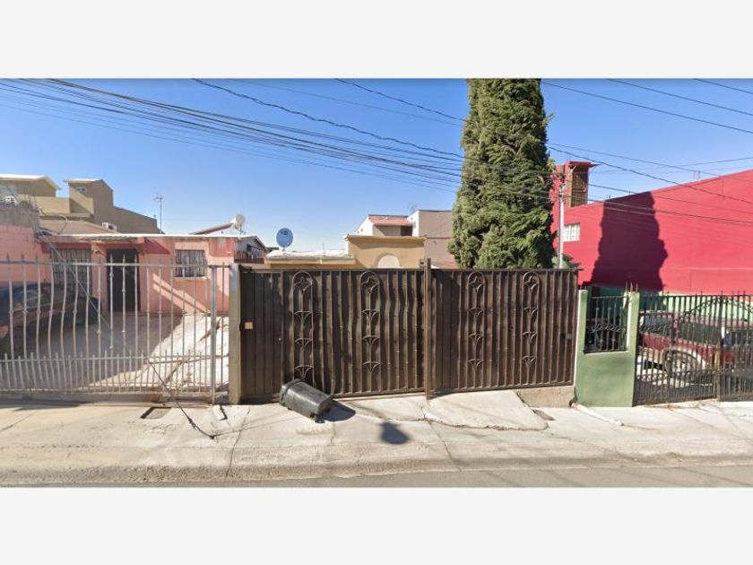 venta Casa en Villa Fontana I, Tijuana (MX21-LJ5167)