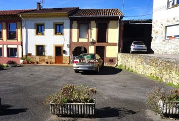 Chalet en  Pola De Siero, Asturias