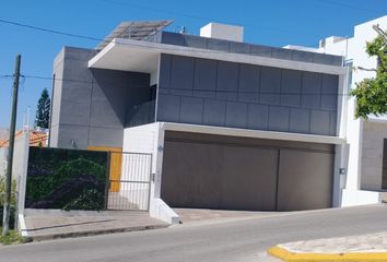 Casa en  Villas De Irapuato, Irapuato, Guanajuato