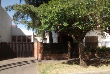 Casa en  Villa Luzuriaga, La Matanza