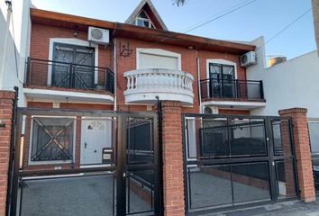 Casa en  Villa Luzuriaga, La Matanza