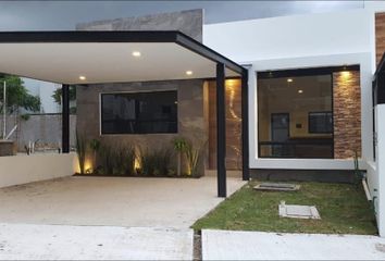 Casa en  Cañadas Del Lago, Corregidora, Querétaro