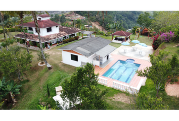 Casa en  Santo Domingo, Antioquia