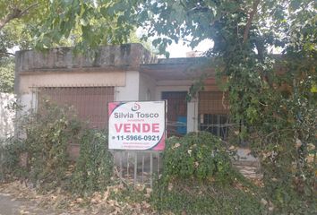 Casa en  Villa Udaondo, Partido De Ituzaingó