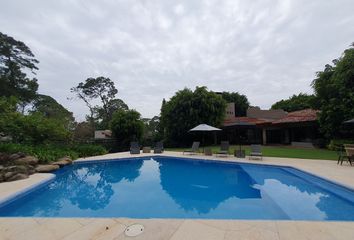 Casa en  Avándaro, Valle De Bravo