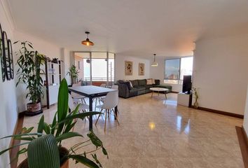 Apartamento en  El Tesoro, Medellín