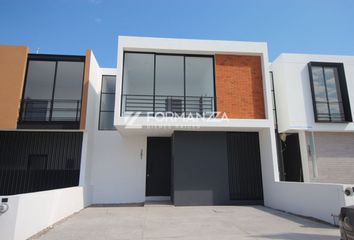 Casa en  Real Santa Bárbara, Municipio De Colima