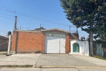Casa en  Calle Ignacio Allende, Santa Cruz Otzacatipán, Toluca, México, 50210, Mex