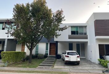 Casa en condominio en  Gran Vía Olivos, Fraccionamiento Olivos Residencial, Zapopan, Jalisco, 45160, Mex