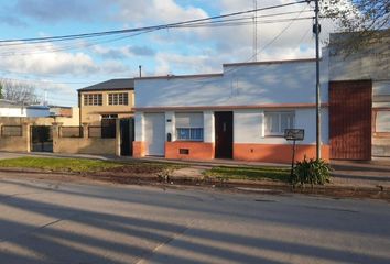 Casa en  Comandante Nicanor Otamendi, General Alvarado