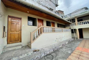 Casa en  Simón Bolívar 07-07, Loja, Ecuador