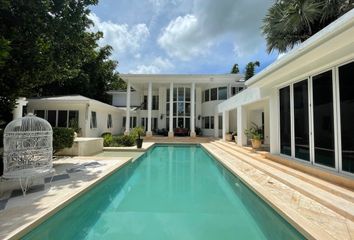 Casa en  La Ceiba, Mérida, Mérida, Yucatán