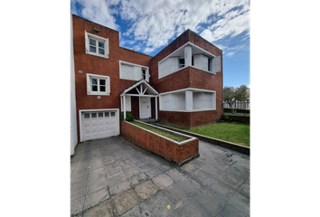 Casa en  Caisamar, Mar Del Plata