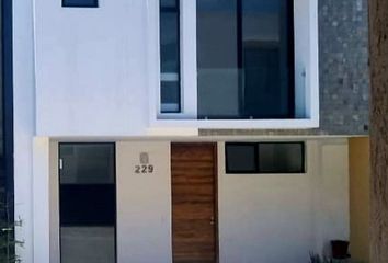 Casa en condominio en  Avenida Valle De Los Imperios, Fraccionamiento Valle Imperial, Zapopan, Jalisco, 45134, Mex