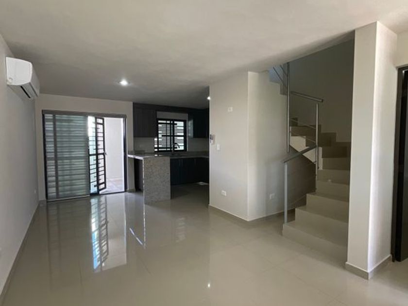 renta Casa en Infonavit Barrancos, Culiacán (puR1I0c-renta)