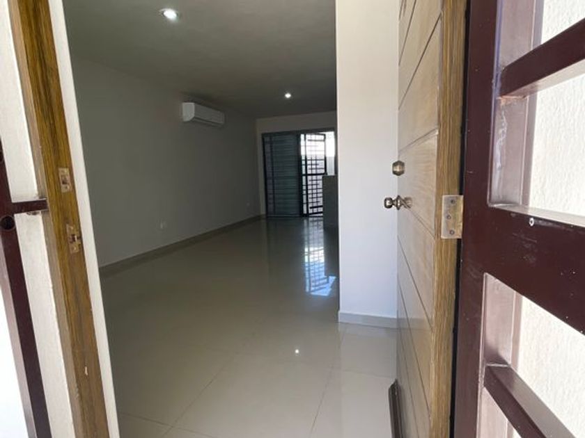 renta Casa en Infonavit Barrancos, Culiacán (puR1I0c-renta)