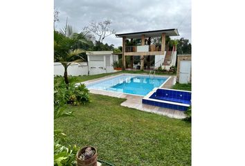 Casa en  Pino Pardo, Popayán