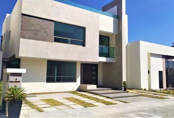 Casa en  San Jerónimo Chicahualco, Metepec