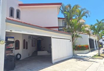 Casa en  Lomas De Mazatlan, Mazatlán