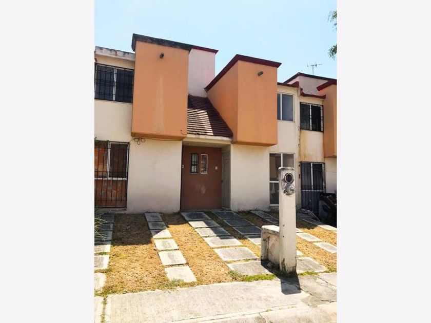 venta Casa en Pueblo Alpuyeca, Xochitepec, Morelos (MX22-MQ4251)