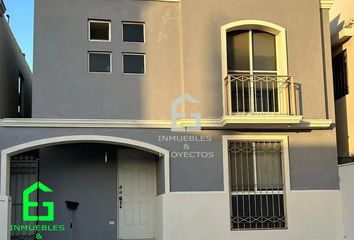 Casa en  Cerrada Cádiz 111-147, Cerradas De Cumbres, Monterrey, Nuevo León, 64349, Mex