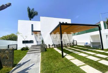 Casa en  Fraccionamiento Lomas De Cocoyoc, Atlatlahucan