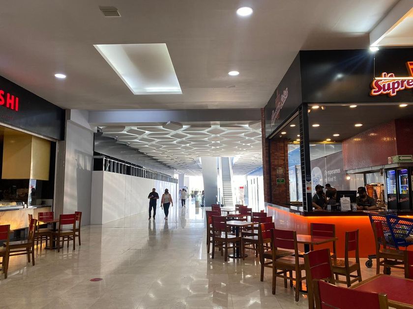 renta Local comercial en Bosques de Angelopolis, Municipio de Puebla