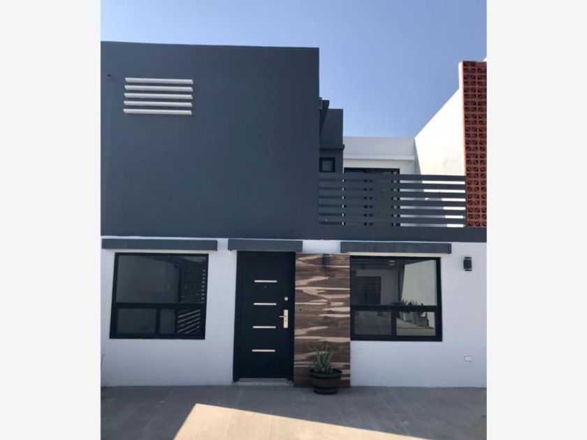 venta Casa en Los Lobos, Tijuana, Tijuana (MX22-NH9407)