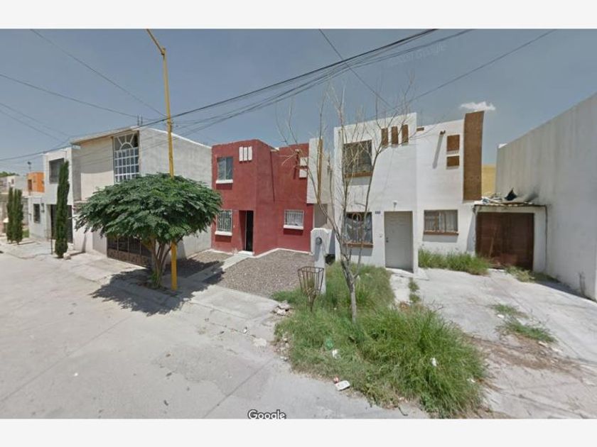 venta Casa en 5 de Mayo, Gómez Palacio, Gómez Palacio (MX22-MW9655)-  