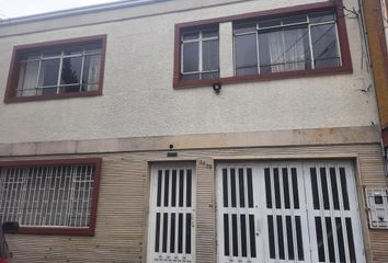 Casa en  El Recuerdo, Bogotá