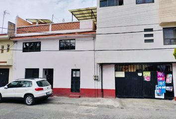 Casa en  Diez De Abril, Naucalpan De Juárez