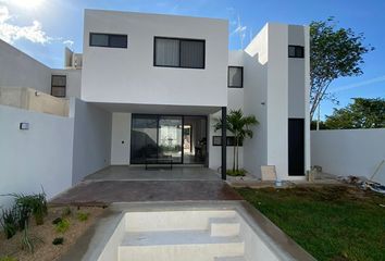 Casa en  Calle 20, Conkal, Yucatán, 97345, Mex