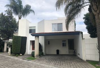 Casa en condominio en  Calzada Del Arco 36-36, Santa Cruz Guadalupe, Heróica Puebla De Zaragoza, Puebla, 72170, Mex