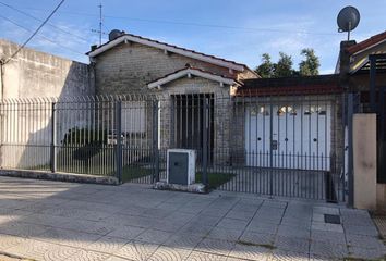 Casa en  Llavallol, Partido De Lomas De Zamora