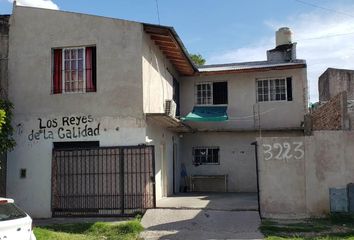 Casa en  Isidro Casanova, La Matanza