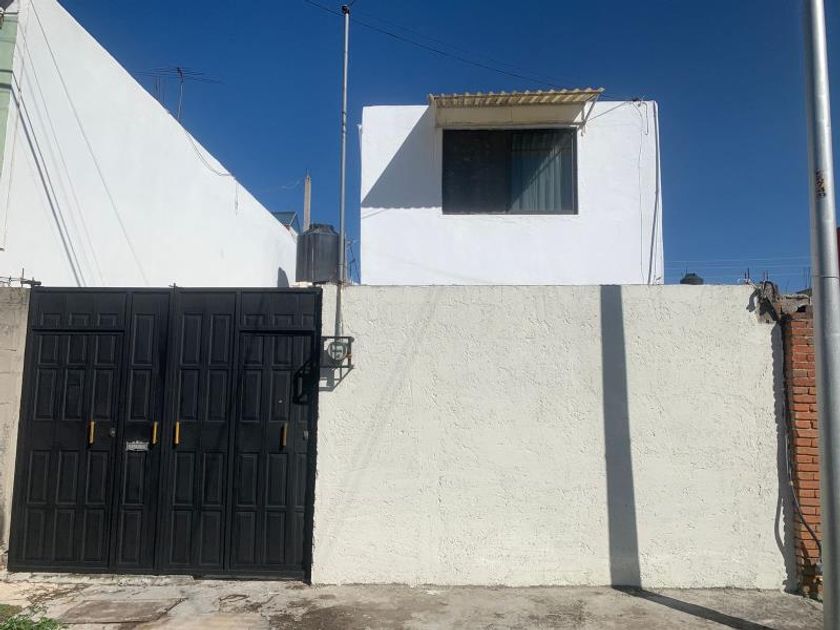 venta Casa en Popular Coatepec, Municipio de Puebla (MX22-NM3224)