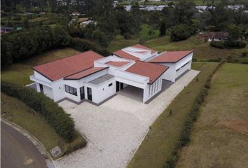Casa en  La Ceja, Antioquia
