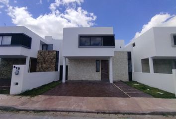 Casa en condominio en  Conkal-chicxulub, Conkal, Yucatán, Mex