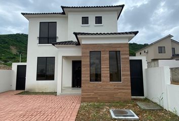 Casa en  Rx6f+c45, Guayaquil, Ecuador