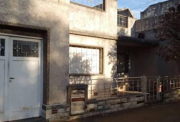 Casa en  Bolívar 2102-2200, Ramos Mejía, La Matanza, B1704, Buenos Aires, Arg