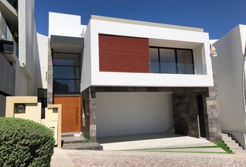 Casa en  Paseo Del Parque, Fracc Cerrada Del Pedregal, San Luis Potosí, 78400, Mex