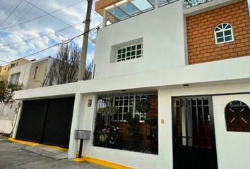 Casa en  Circuito Arquitectos 40a, Satélite, Fraccionamiento Ciudad Satélite, Naucalpan De Juárez, México, 53100, Mex