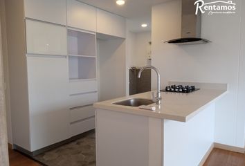 Apartamento en  Calle 16a Sur, Suburbano Chacaltaya, Medellín, Antioquia, Col