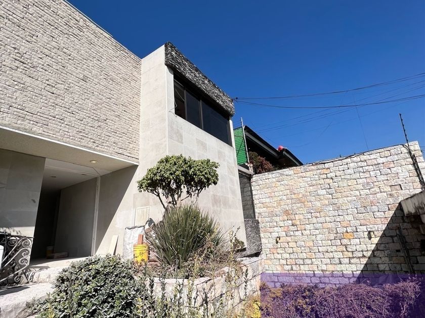 renta Casa en Ciudad Satélite, Naucalpan de Juárez (EB-MI9866r)