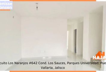 Casa en condominio en  Avenida Palmares, Fraccionamiento Parques Universidad, Puerto Vallarta, Jalisco, 48290, Mex