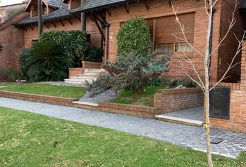 Casa en  Ciudad Jardín Lomas Del Palomar, Tres De Febrero