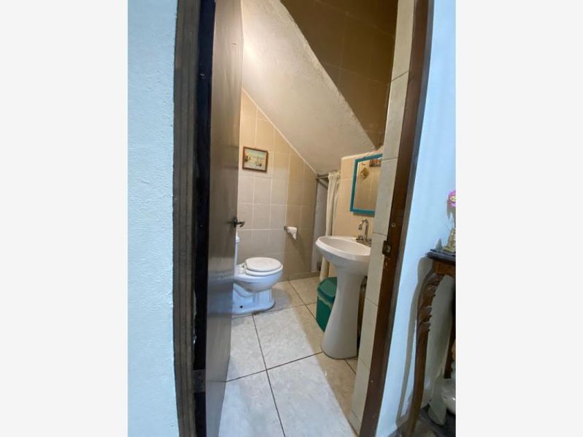 venta Casa en La Joya INFONAVIT 1er. Sector, Guadalupe, Nuevo León